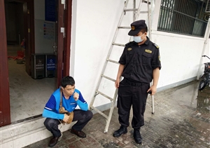 外卖小哥当街发病  紧急关头保安施救——宗保公司驻市委党校项目