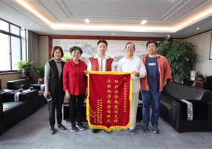 中秋情系老干部 佳节慰问暖人心--宗保公司开展中秋慰问离退休老干