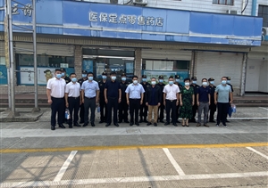 2022年崇明区庙镇领导看望慰问宗保员工