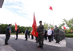 公司参加“打造引领区 奋进尊崇路”2022年烈士纪念日崇敬志愿服务