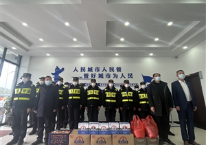 黄山市休宁县城管执法局领导慰问宗保公司员工